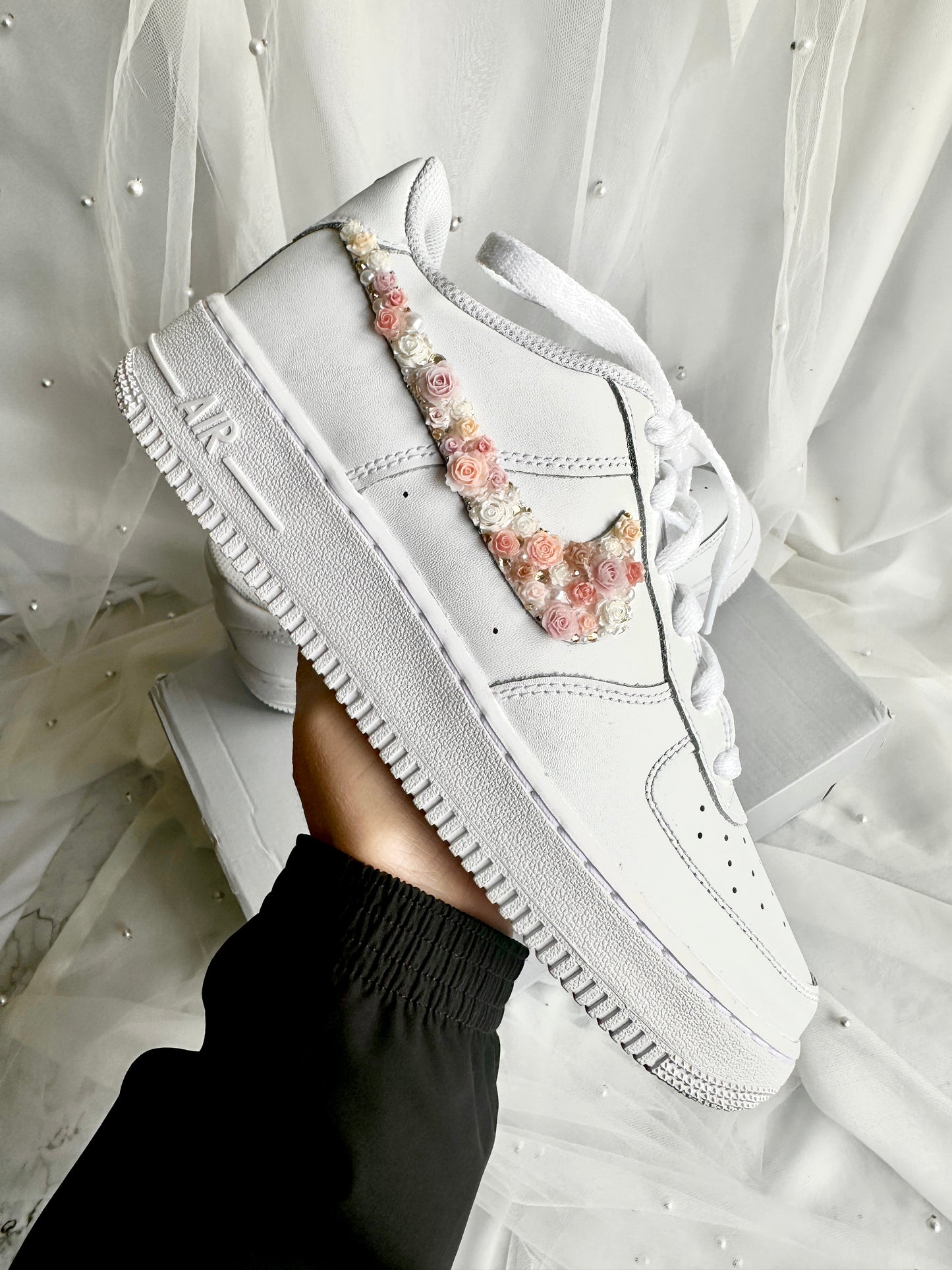 Bridal Shoe Braut Schuhe Air Force One mit Blumen Nike Special