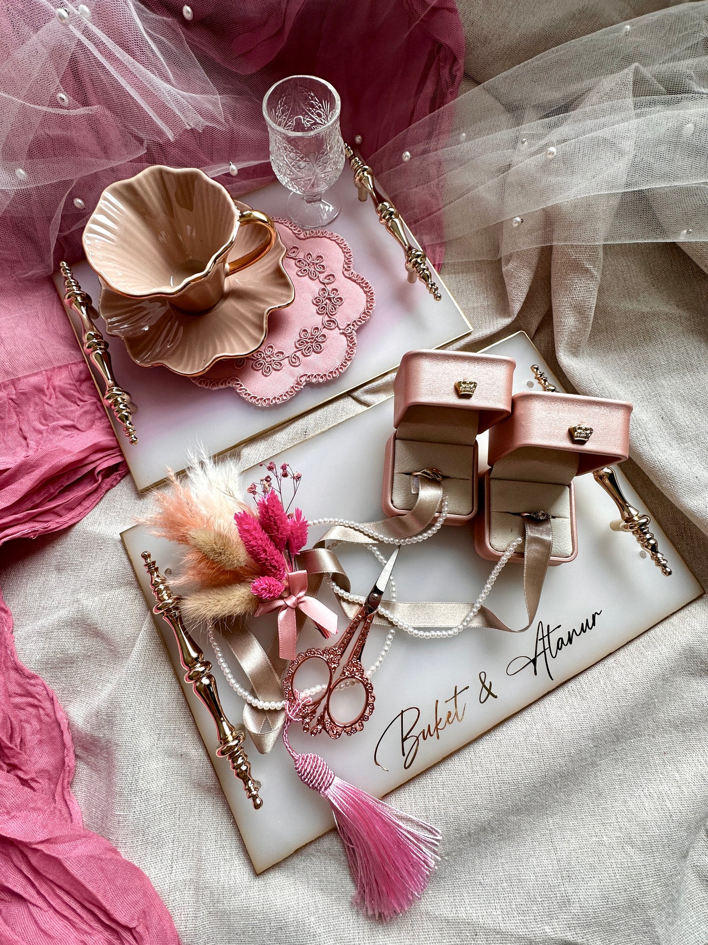 Verlobungstablett Acryl Luxury frosty white Rose