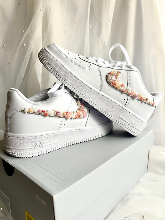 Bridal Shoe Braut Schuhe Air Force One mit Blumen Nike Special